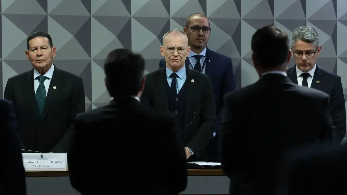 CPI do Crime Organizado pede indiciamento de ministros do STF e do procurador-geral da República